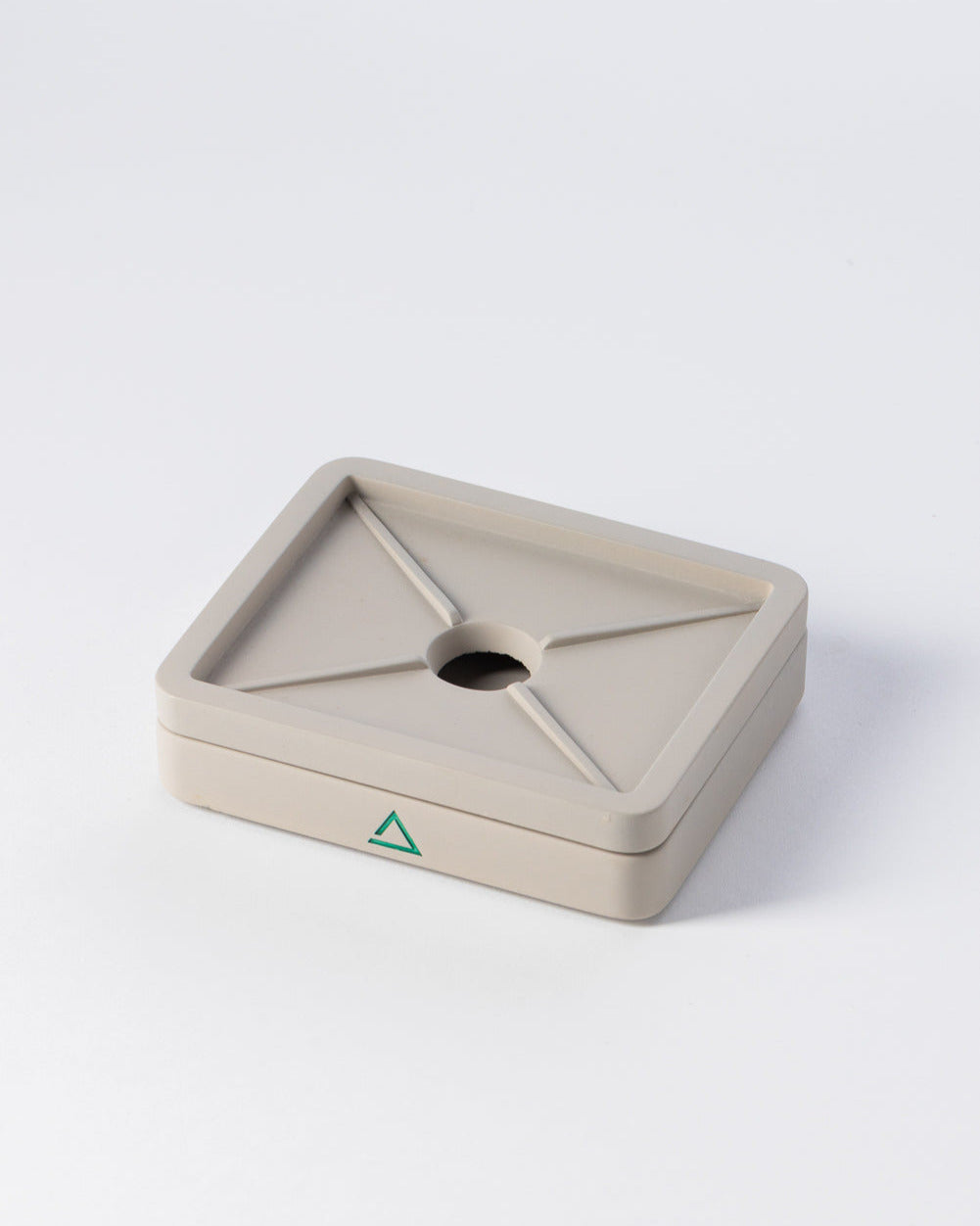 Seifenschale_klein_Freisteller mit Schatten Vorne_Betonwald